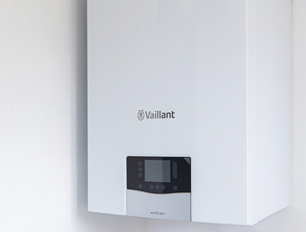 Vaillant Combi Boiler Service Vaillant EcoFIT Pure 835 Combi